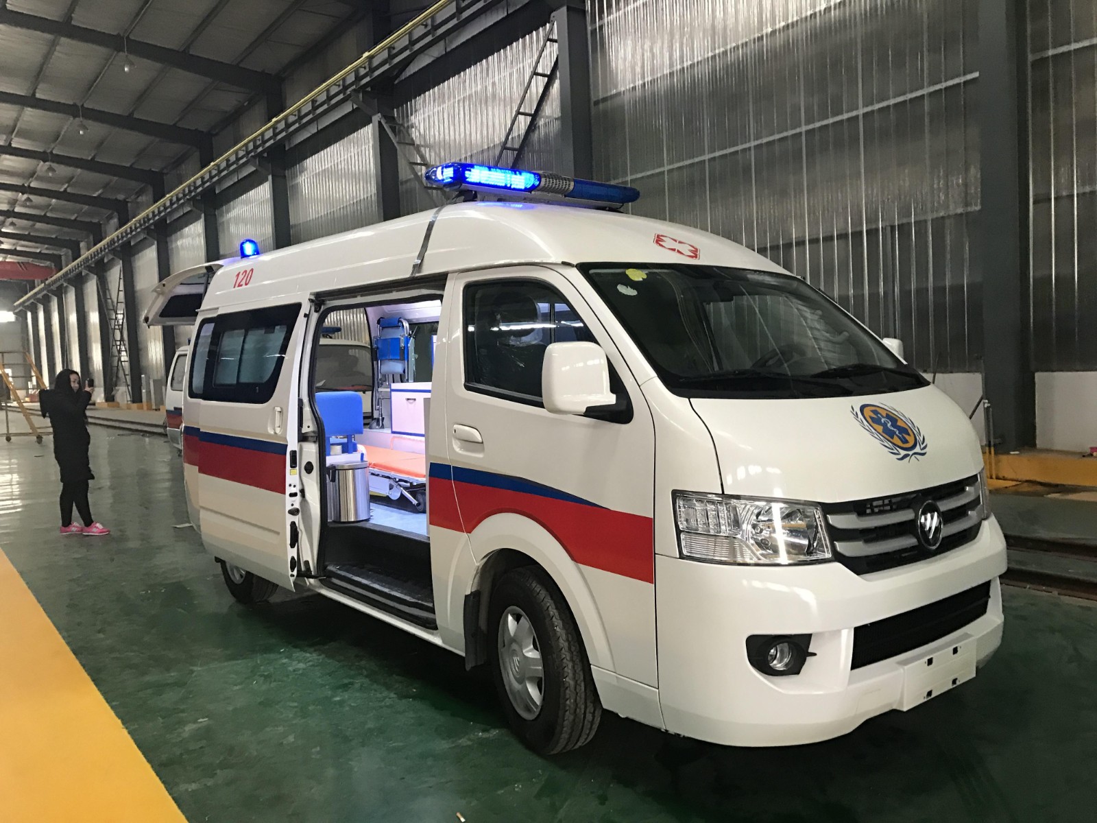 宽甸救护车转院